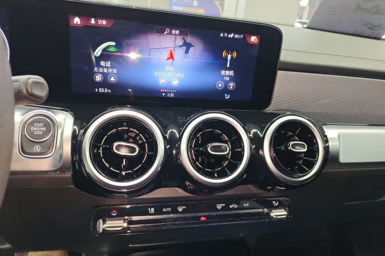 Used Mercedes-Benz GLB 2022 Second Facelift GLB 200 Dynamic Edition
