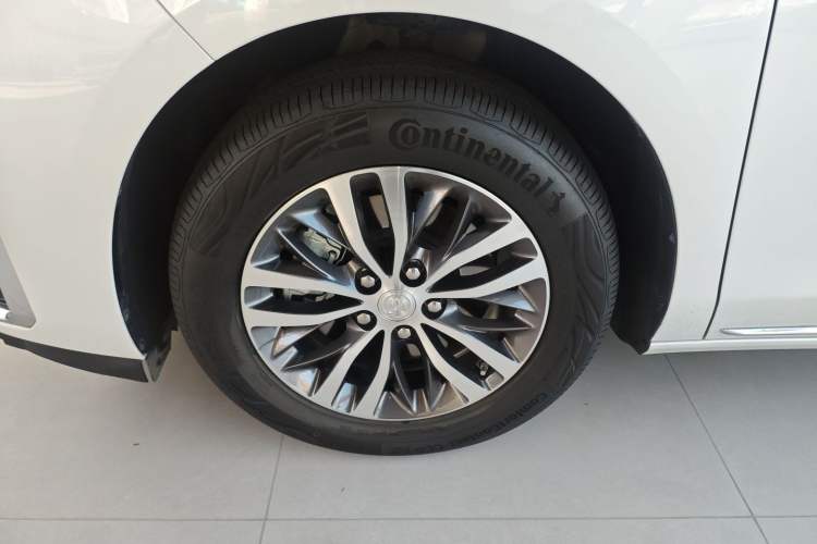 Used Buick GL8 2023 ES Lu Zun Comfort Model
