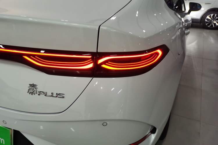 Used BYD Qin PLUS 2025 DM-i Smart Drive 55KM Leading Model
