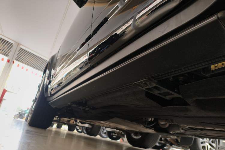 Used Land Rover Defender 2024 110 3.0T P400 X-DYNAMIC HSE
