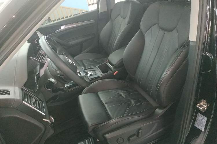 Used Audi Q5L 2022 45T Luxury Dynamic Model
