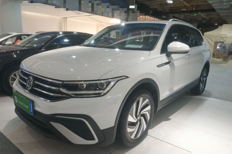 Used Volkswagen Tiguan L 2024 300TSI Automatic Two-Wheel Drive Smart Edition
