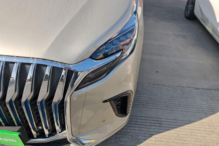 Used Buick GL8 2022 ES Landtrek 653T Luxury Edition
