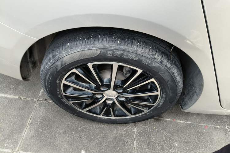 Used Roewe i5 2021 1.5L CVT Diamond Edition
