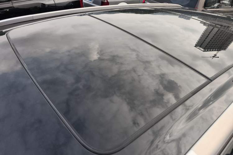 Used Geely Auto Emgrand X7 Sport 2022 1.8TD DCT Zhiya Trim
