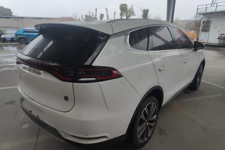 Used BYD Tang 2018 2.0T Automatic Smart Connect Prestige 7-Seater China V Standard
