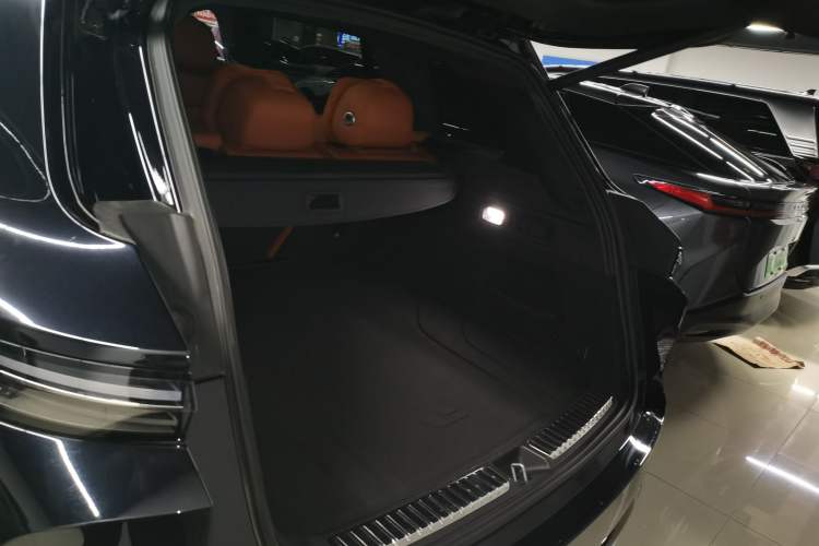 Used Li Auto L7 2025 Pro Smart Refresh Edition
