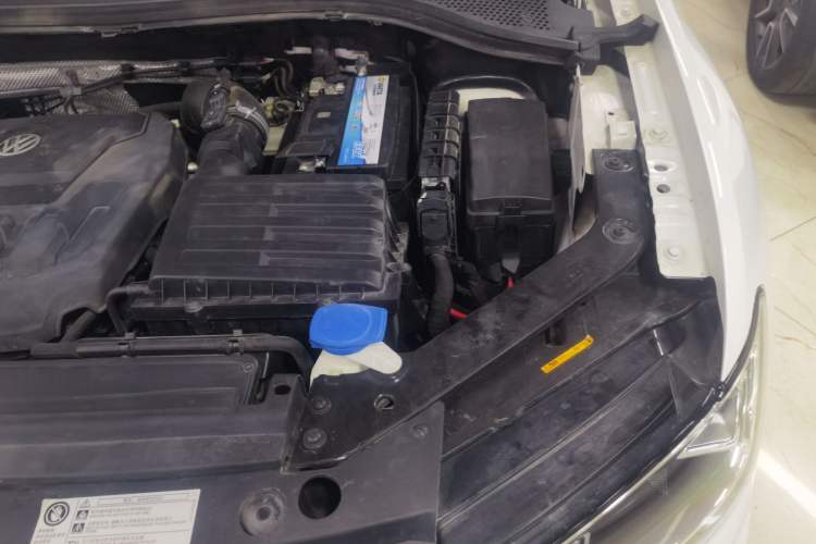 Used Volkswagen Tiguan L 2020 330TSI Automatic Two-Wheel Drive Panoramic Comfort Edition China VI Standard