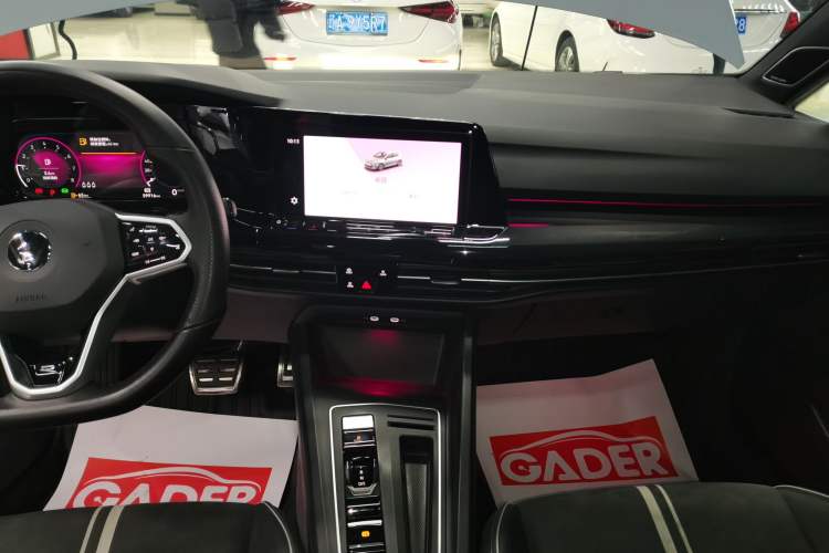 Used Volkswagen Golf 2021 280TSI DSG R-Line
