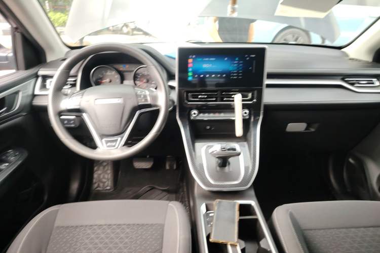 Used Haval M6 2021 PLUS 1.5T DCT Elite Smart Connectivity Model
