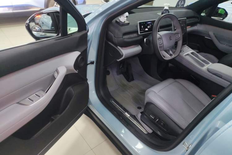 Used Nio EC6 2023 75 kWh
