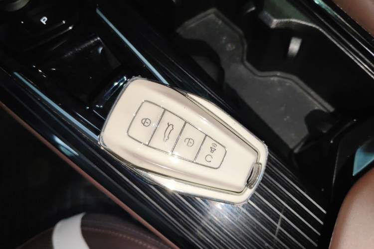 Used Geely Auto Monjaro L 2021 2.0TD DCT EVO Two-Wheel Drive Smart Luxury Version
