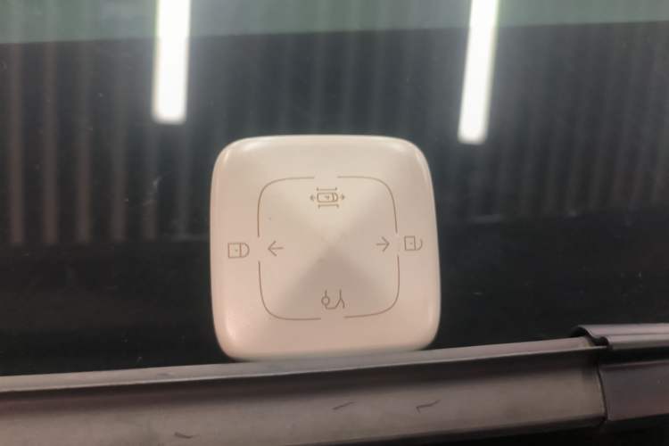 Used Zeekr MIX 2025 Long-Range Intelligent Driving Edition
