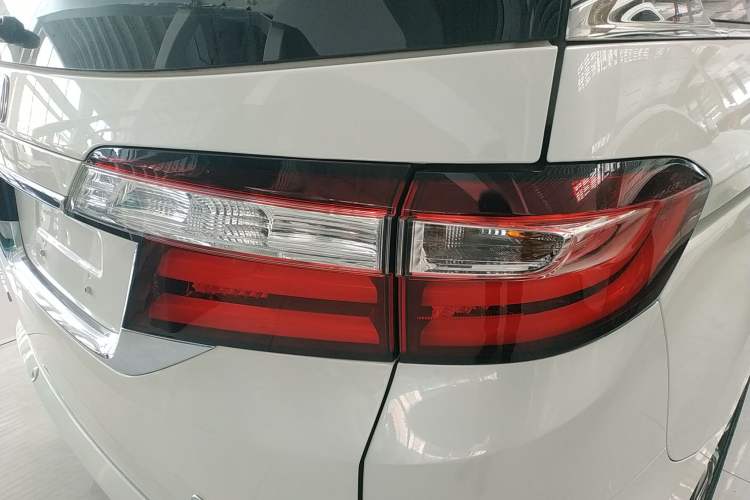 Used Honda Odyssey 2018 2.4L Smart Enjoyment Version