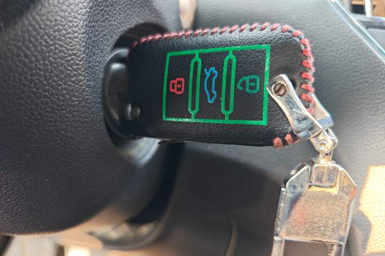 Used Roewe RX5 2018 20T Two-Wheel Drive Manual Flagship Edition