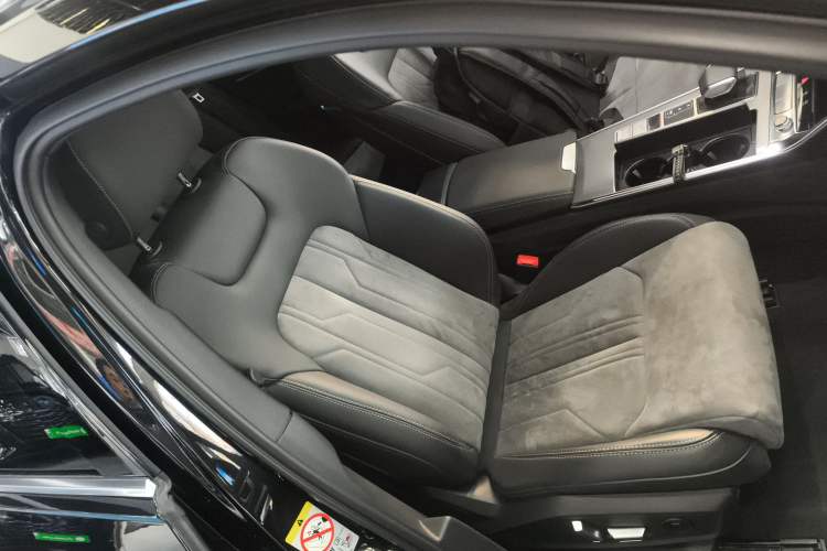 Used Audi A6L 2023 Revised 40 TFSI Luxury Dynamic Edition