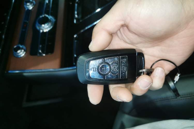 Used Lincoln Aviator 2021 3.0T V6 Four-Wheel Drive Luxury Edition