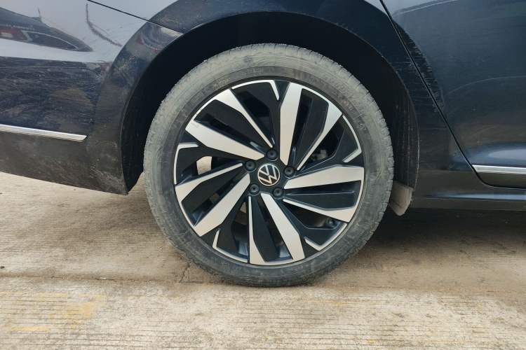 Used Volkswagen Passat 2023 Revised 330TSI Elite Edition
