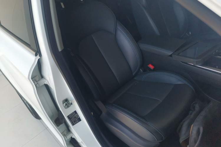 Used Roewe RX5 2022 330TGI Automatic National Style Edition
