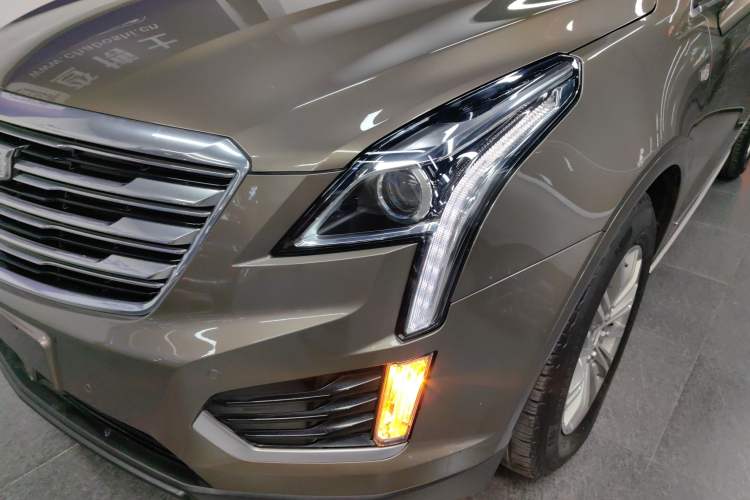 Used Cadillac XT5 2016 25T Luxury Model
