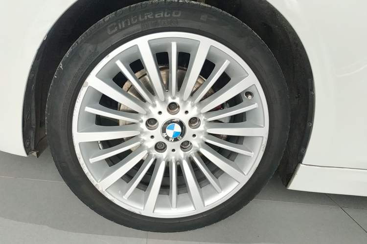 Used BMW 3 Series 2018 320Li Fashion Model
