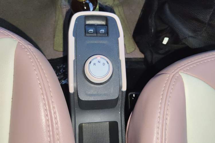 Used Chery QQ Ice Cream 2023 170km Milkshake – Lithium Iron Phosphate
