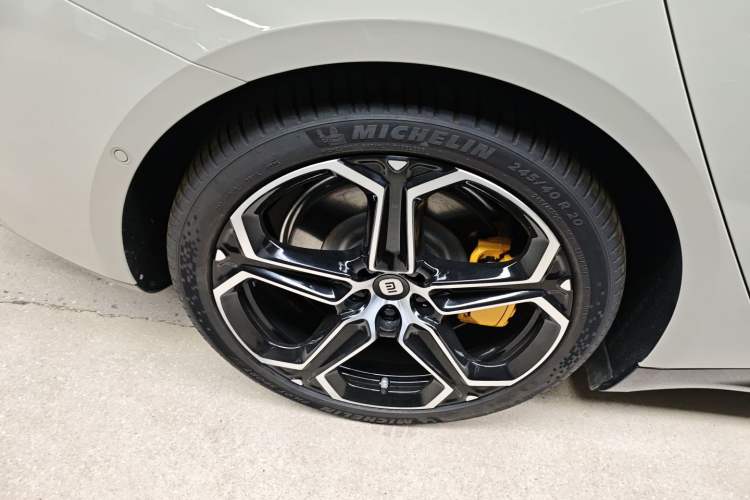 Used  SU7 2024 Rear-Drive Long-Range Intelligent Driving Version