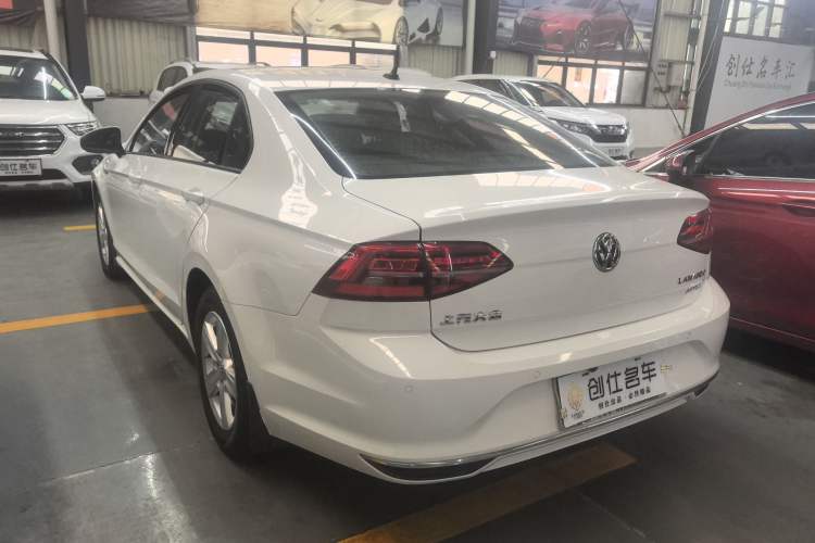 Used Volkswagen Lamando 2019 230TSI DSG Fashion Edition China VI
