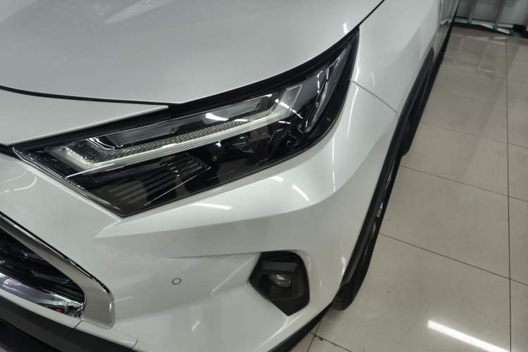 Used Toyota RAV4 2023 2.0L CVT Two-Wheel Drive Fashion Plus Edition