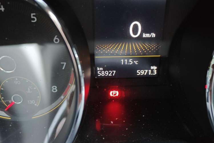 Used Volkswagen Tiguan L 2020 330TSI Automatic Two-Wheel Drive Panoramic Comfort Edition China VI Standard
