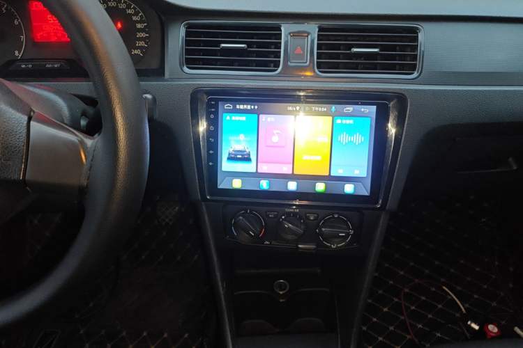 Used Volkswagen Santana 2015 1.6L Manual Fashion Edition