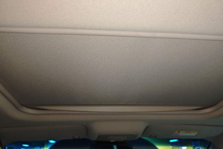 Used Buick GL8 2018 28T Luxury Model China VI Standard
