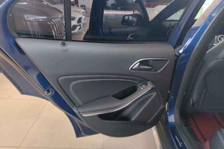 Used Mercedes-Benz GLA 2016 GLA 220 4MATIC Fashion Edition
