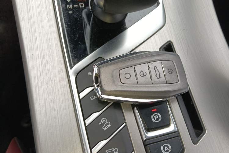 Used Geely Auto Coolray 2019 Sport Version 260T DCT Battle China VI Standard
