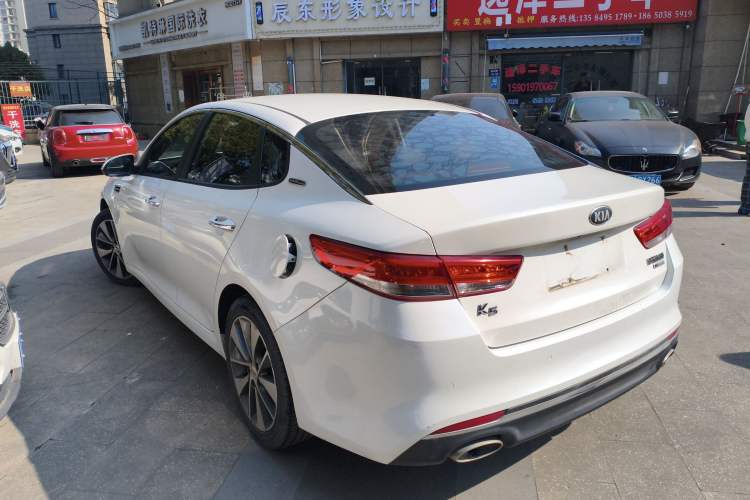 Used Kia K5 2017 2.0L Automatic 15th Anniversary Special Edition LUX
