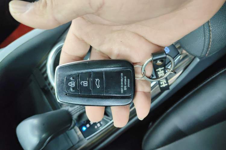 Used Toyota Camry 2019 2.0G Luxury Edition China VI Standard
