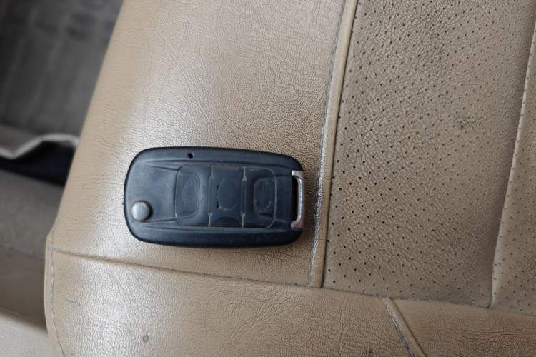 Used Wuling Hongguang 2013 1.5L S Luxury Model
