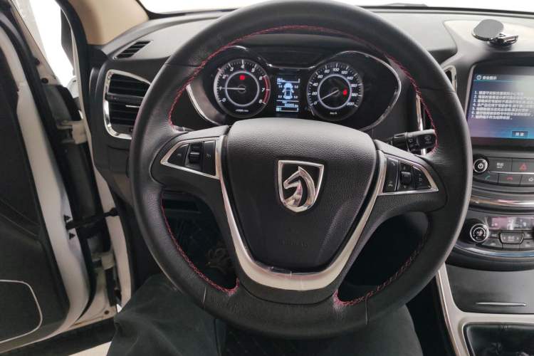 Used Baojun 560 2016 1.5T Manual Luxury Version