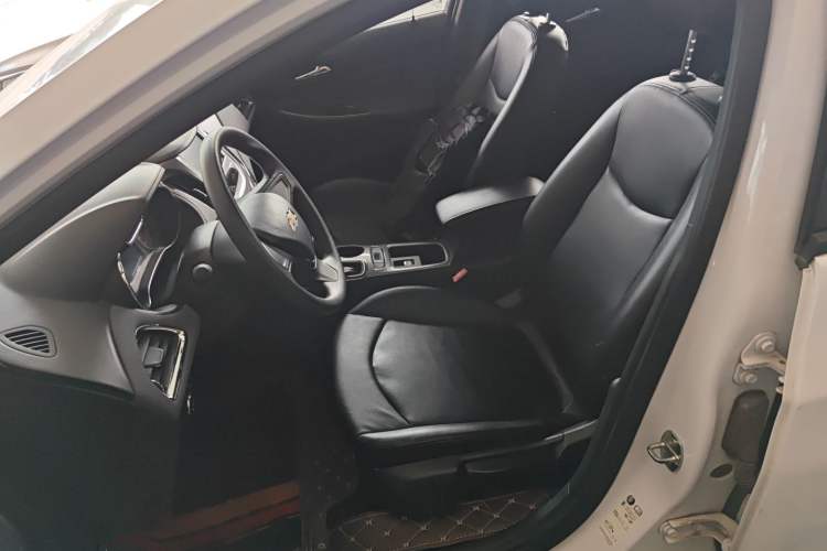 Used Chevrolet Cruze 2018 320 Automatic Pioneer Sunroof Edition