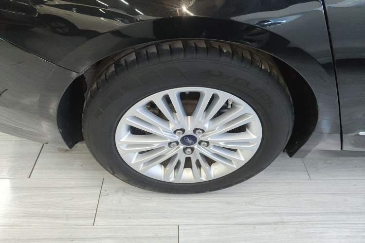 Used Ford Taurus 2015 EcoBoost 245 Fashion Edition