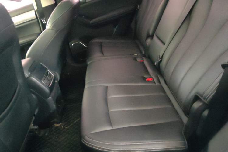 Used BYD Tang 2018 2.0T Automatic SmartConnect Prestige 5-Seater Emission Standard China V
