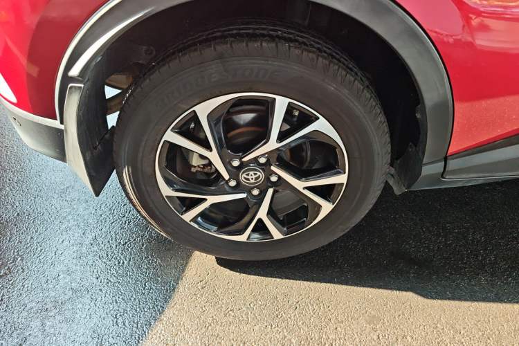 Used Toyota C-HR 2018 2.0L Luxury Edition China V Standard
