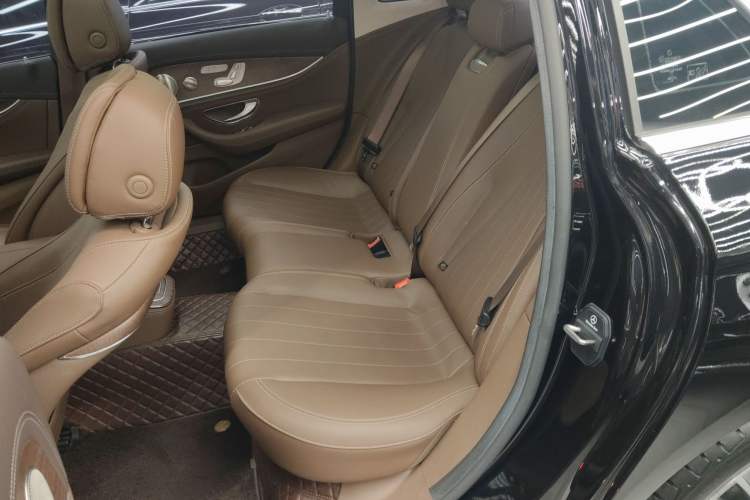 Used Mercedes-Benz E-Class 2022 Second Facelift E 300 L Luxury Edition
