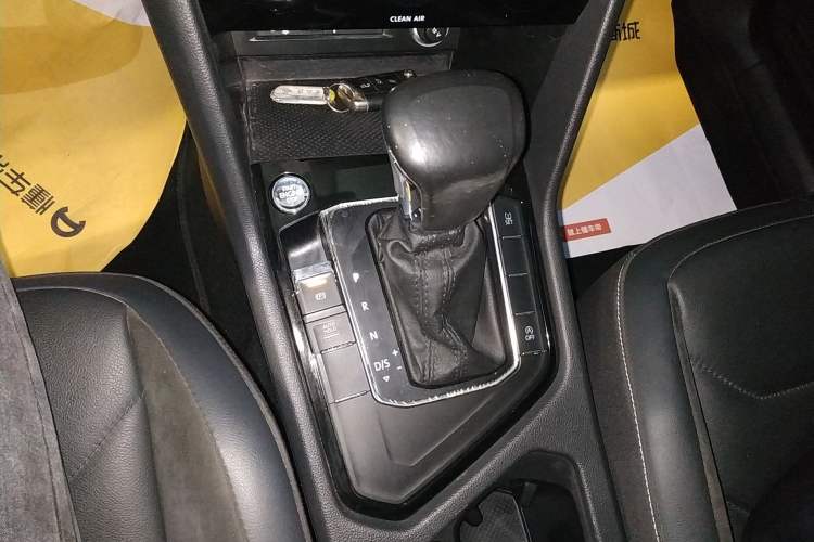 Used Volkswagen Tiguan L 2017 330TSI Automatic Two-Wheel Drive Comfort Edition
