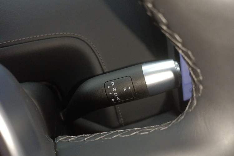 Used Li Auto L8 2023 Pro Model
