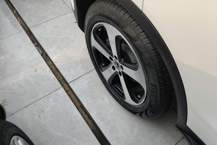 Used Mercedes-Benz GLC 2019 GLC 260 L 4MATIC Luxury Model