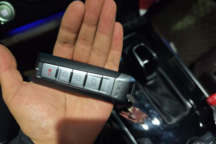 Used Wey VV7 2017 2.0T Flagship Edition
