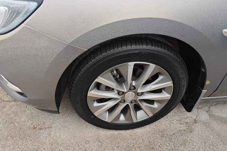 Used Buick GL6 2019 18T 6-Seater Connected Luxury Version China VI Standard
