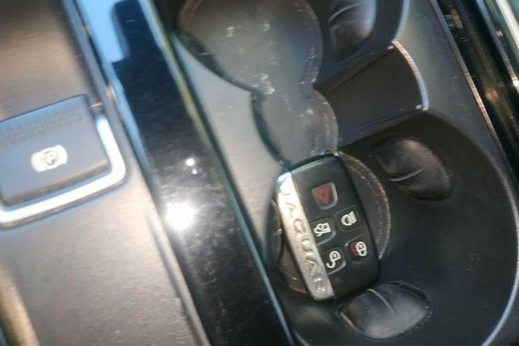 Used Jaguar XFL 2020 XFL 2.0T P250 Four-Wheel Drive Luxury Edition
