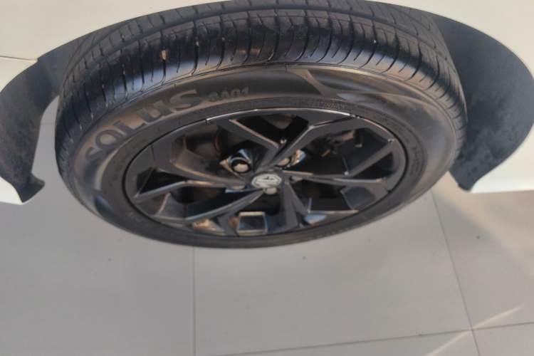 Used MG 5 2022 180 DVVT CVT Youth Luxury Edition